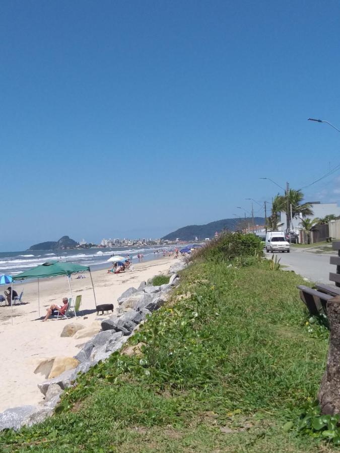 Residencial Chales Riviera Matinhos Exterior photo