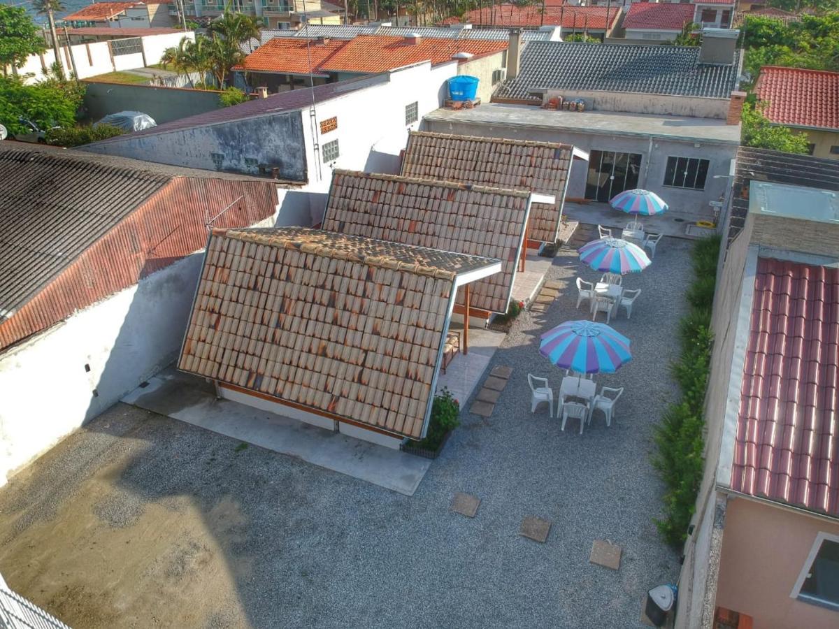 Residencial Chales Riviera Matinhos Exterior photo