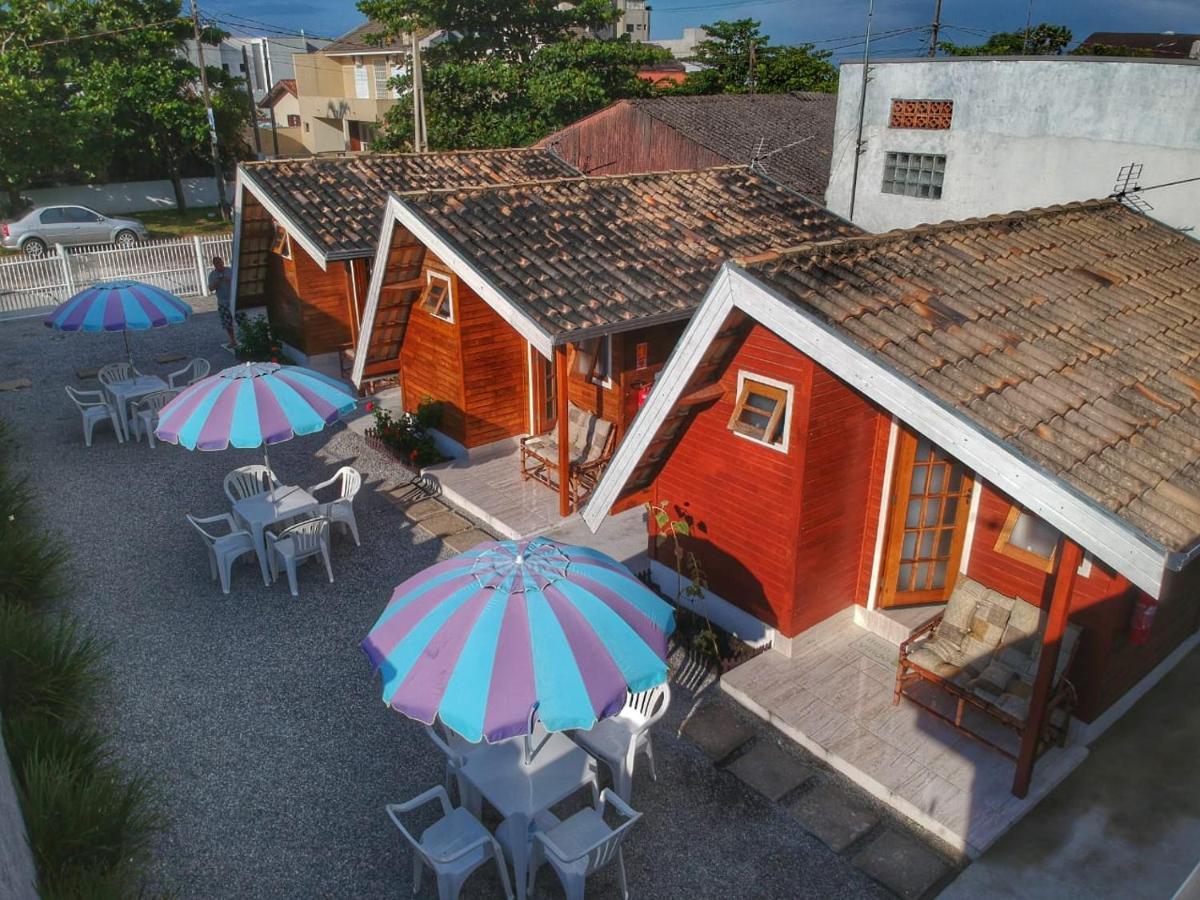 Residencial Chales Riviera Matinhos Exterior photo